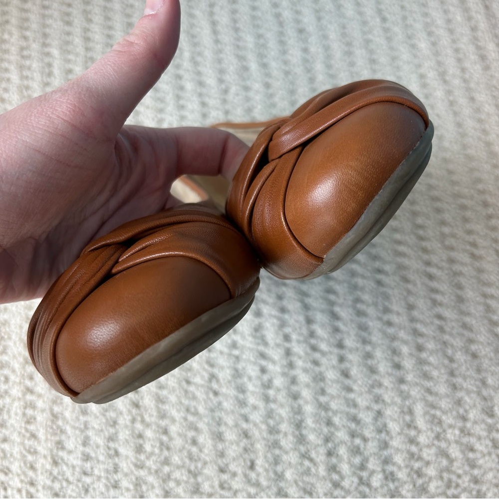 Earth Origins Tan Knotted Leather Ballet Flats - Picture 10 of 12